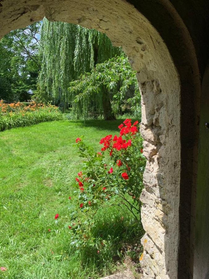 Moulin De Champrond -Montmirail -Sarthe Bed & Breakfast ภายนอก รูปภาพ